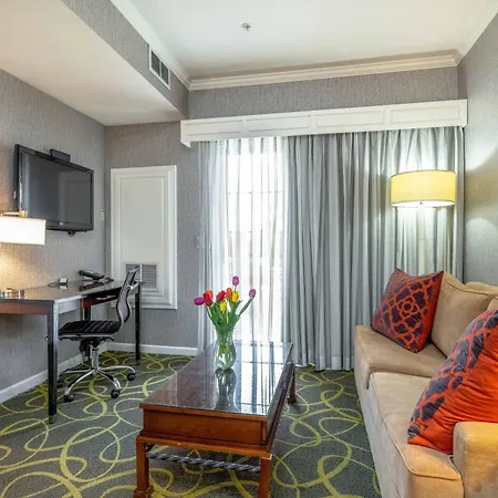 Best Western Plus Dixon Davis Hotel Exterior photo