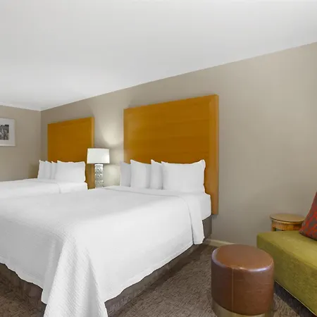 Best Western Plus Dixon Davis Exterior photo