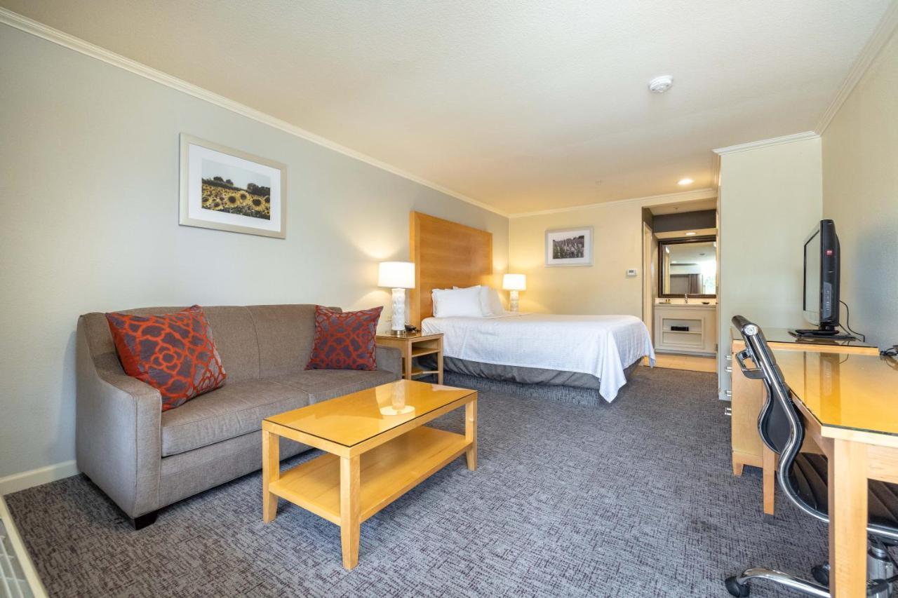Western Davis Hotel