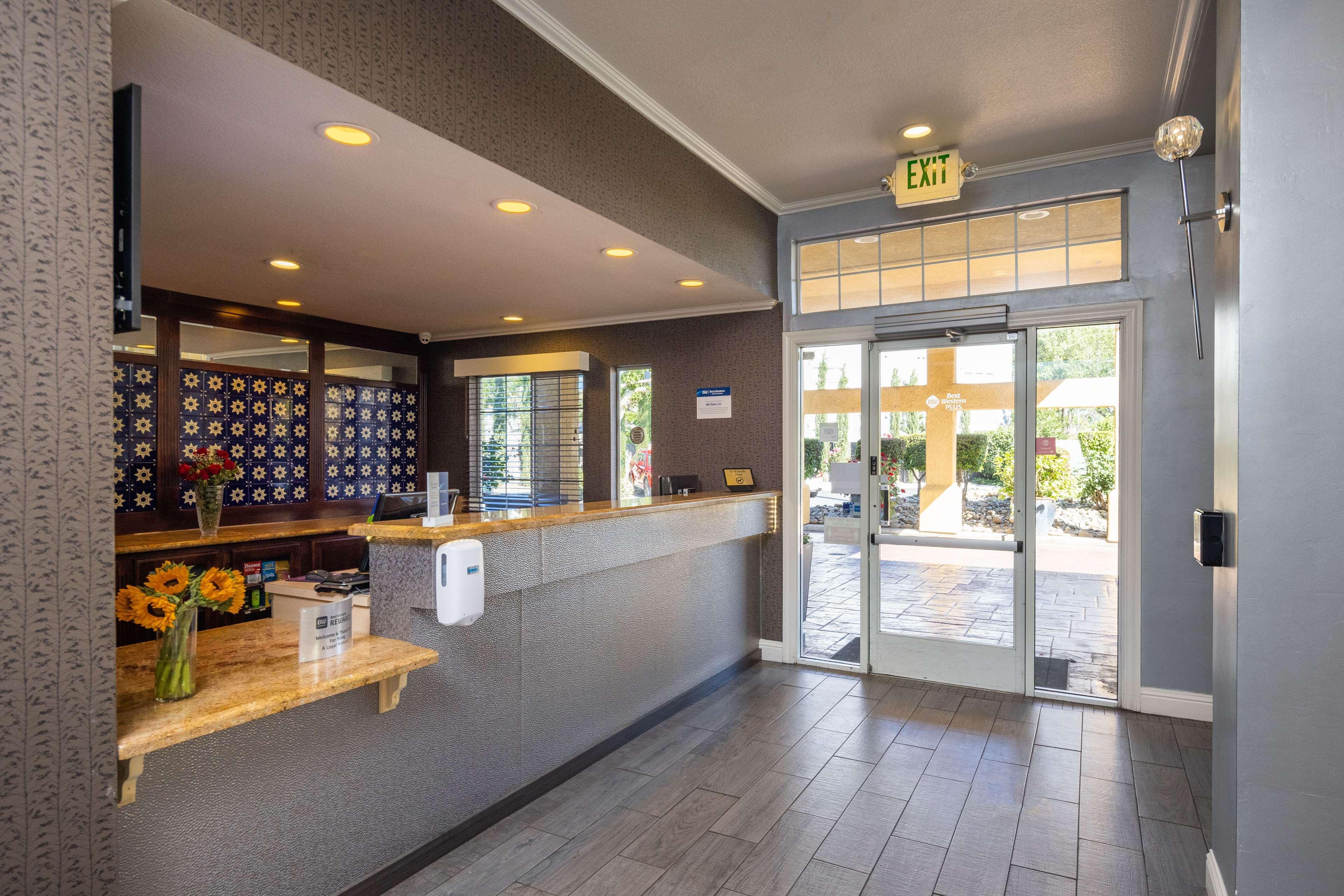 Western Davis Hotel