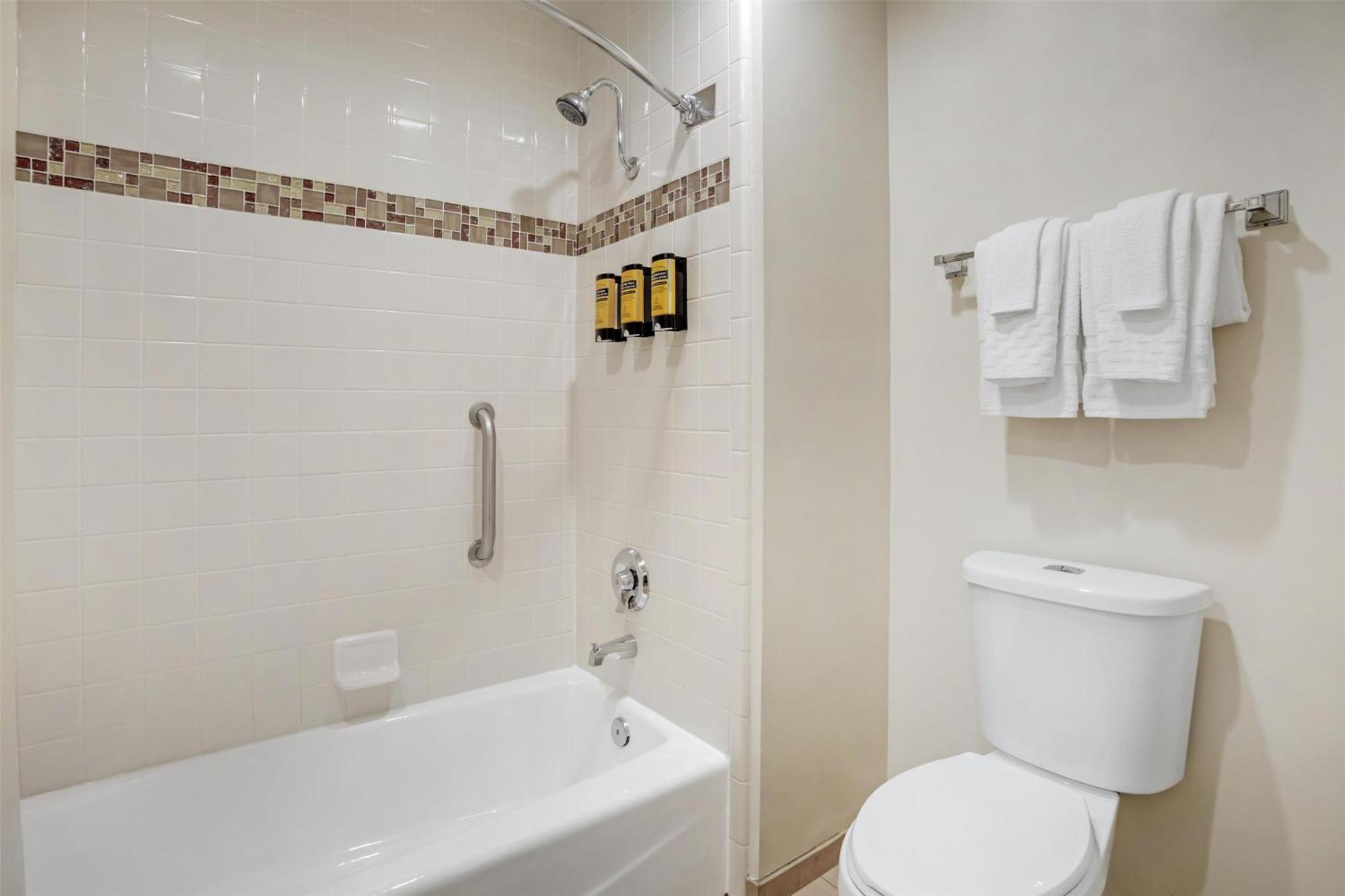 Western Davis Hotel 3*